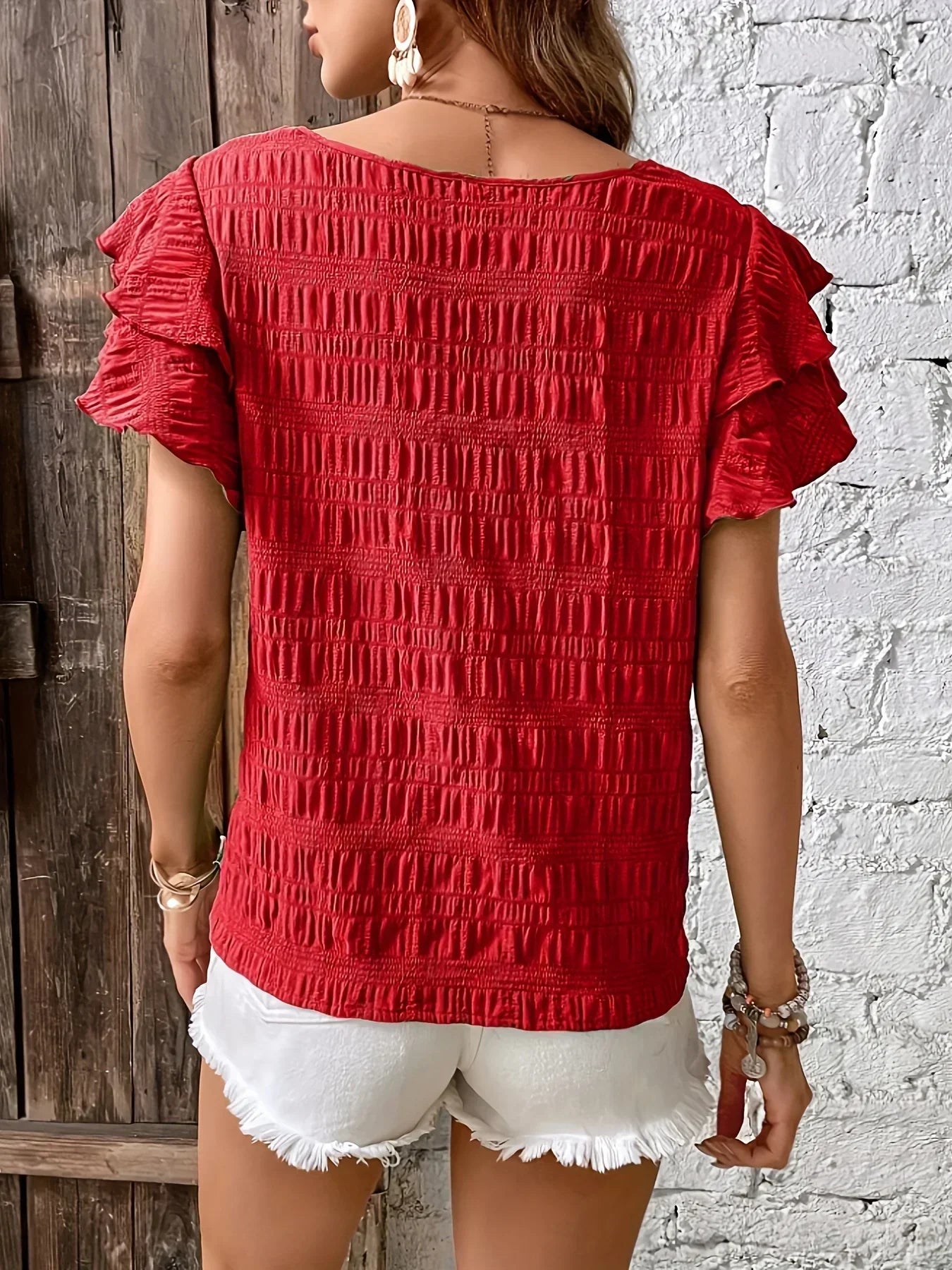 Blusa leggera da donna con volant – Top traspirante ed elegante