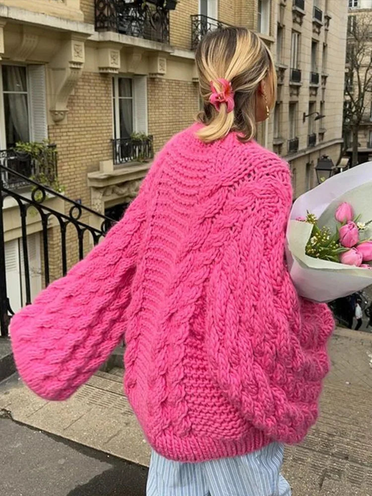 Maglione oversize lungo da donna - Motivo a trecce con maniche a sbuffo