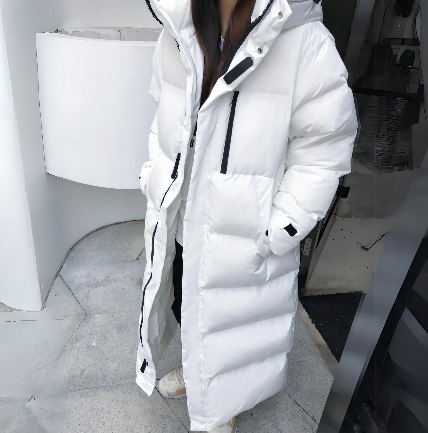 Cappotto invernale trapuntato con cappuccio da donna