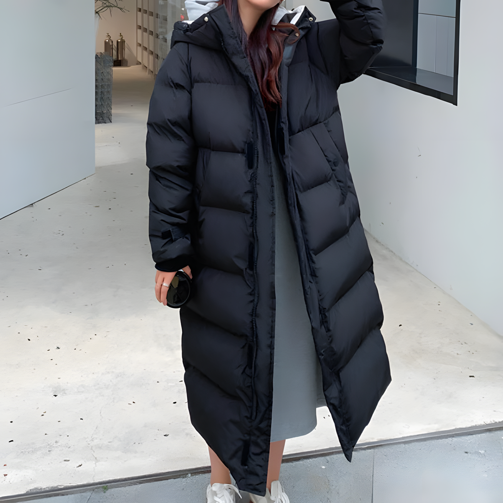 Cappotto invernale trapuntato con cappuccio da donna