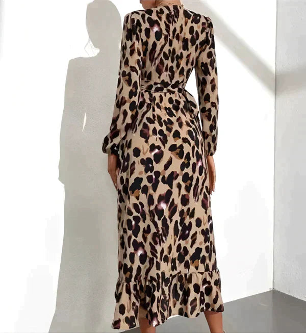 Abito da donna con stampa leopardata – Scollo a V, stile estivo casual e sexy
