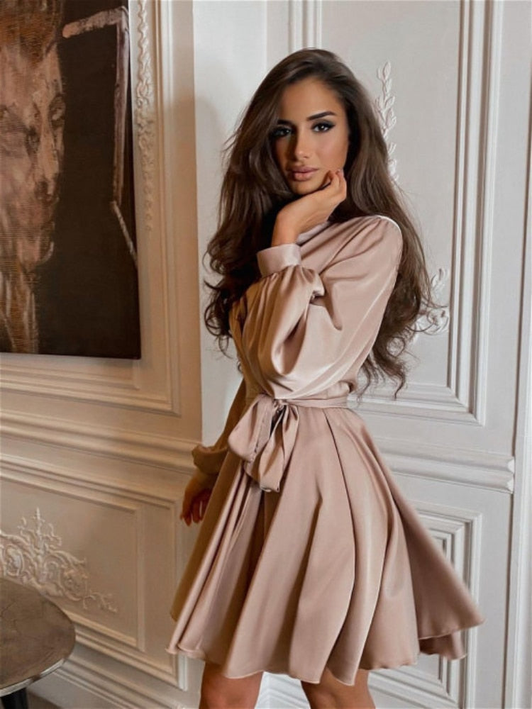 Abito da donna in raso – Maniche lunghe con volant, elegante, perfetto per le feste
