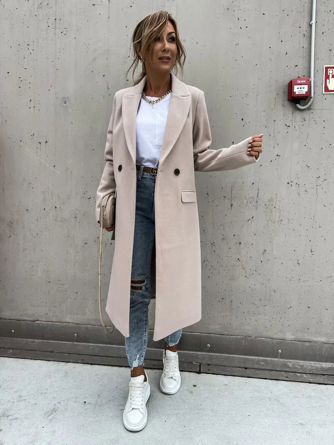 Cappotto caldo ed elegante da donna