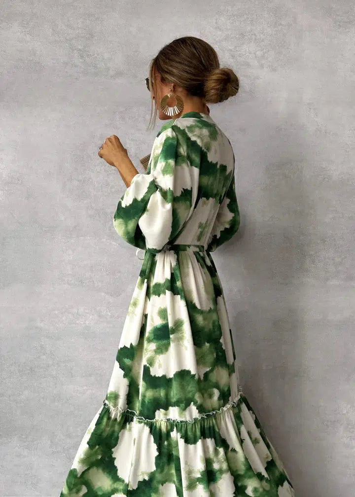 Abito lungo svasato a maniche lunghe con scollo a V, verde e bianco, da donna - Elegante, fluido e leggero abito estivo