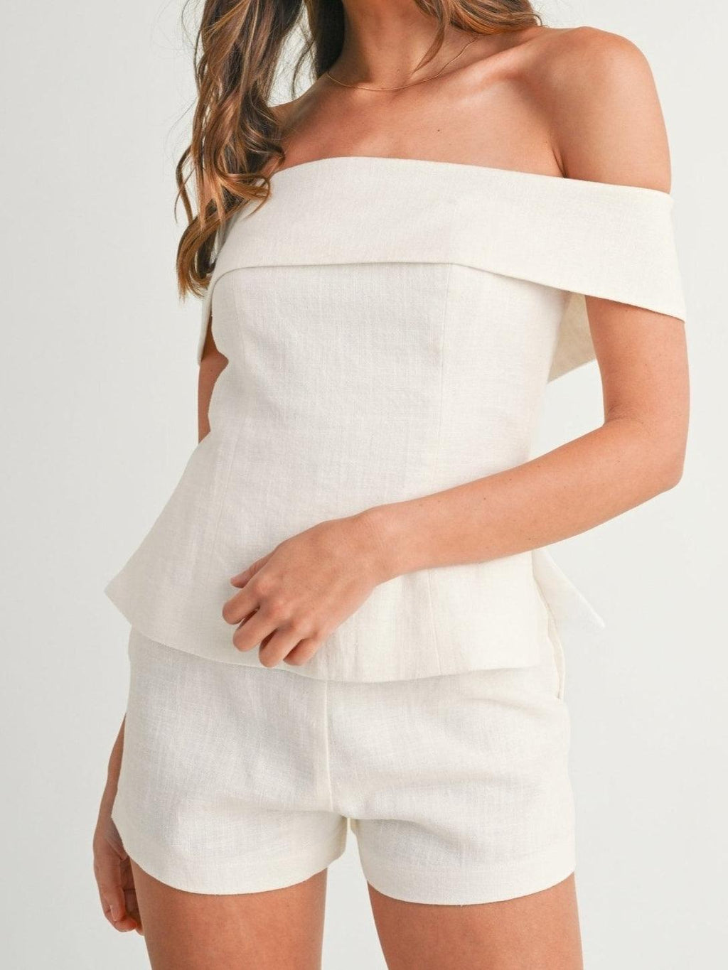 Completo due pezzi da donna in cotone e lino bianco – Abito elegante e leggero