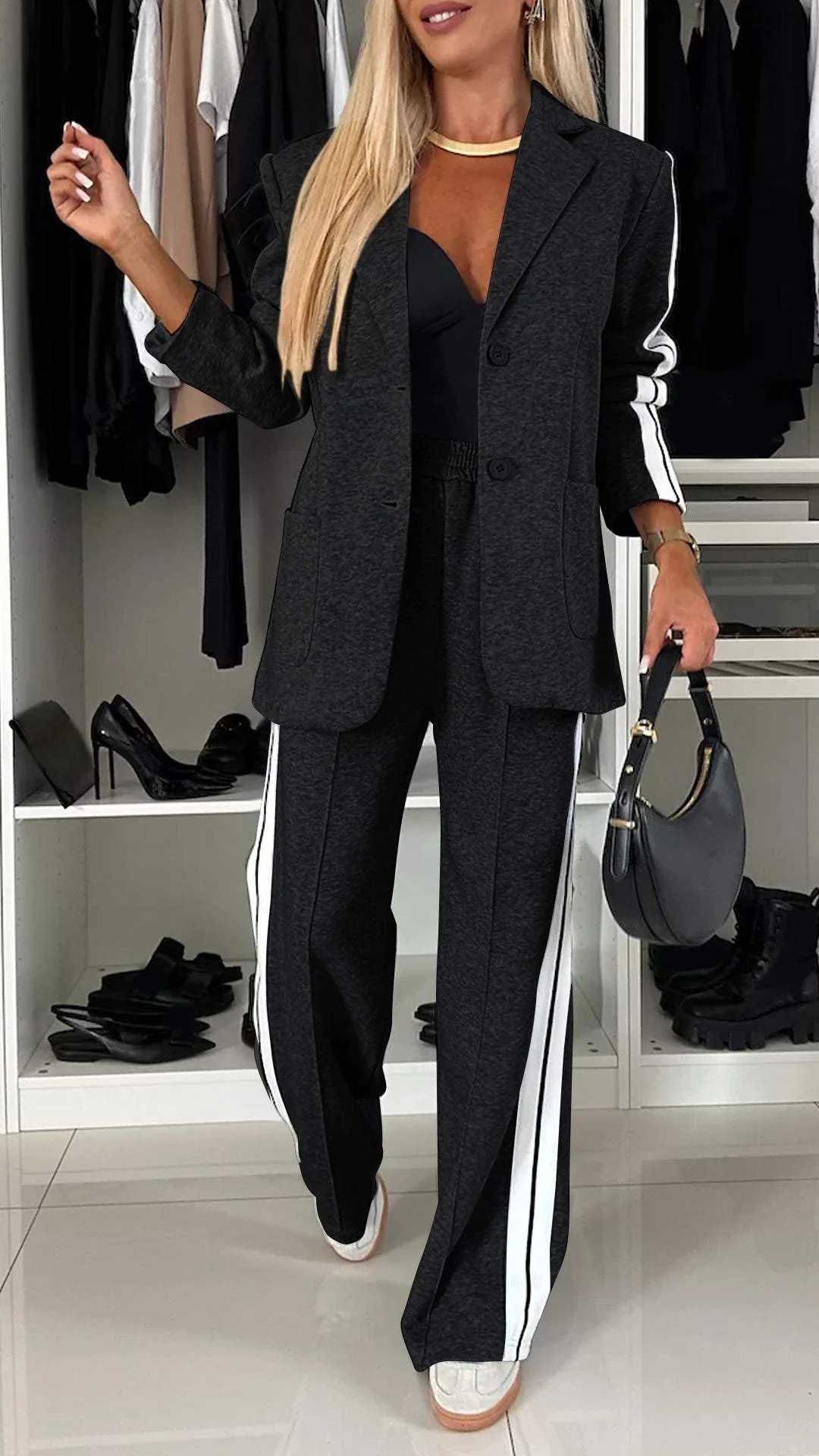Completo casual monopetto da donna – Giacca a righe larghe e pantaloni a gamba larga
