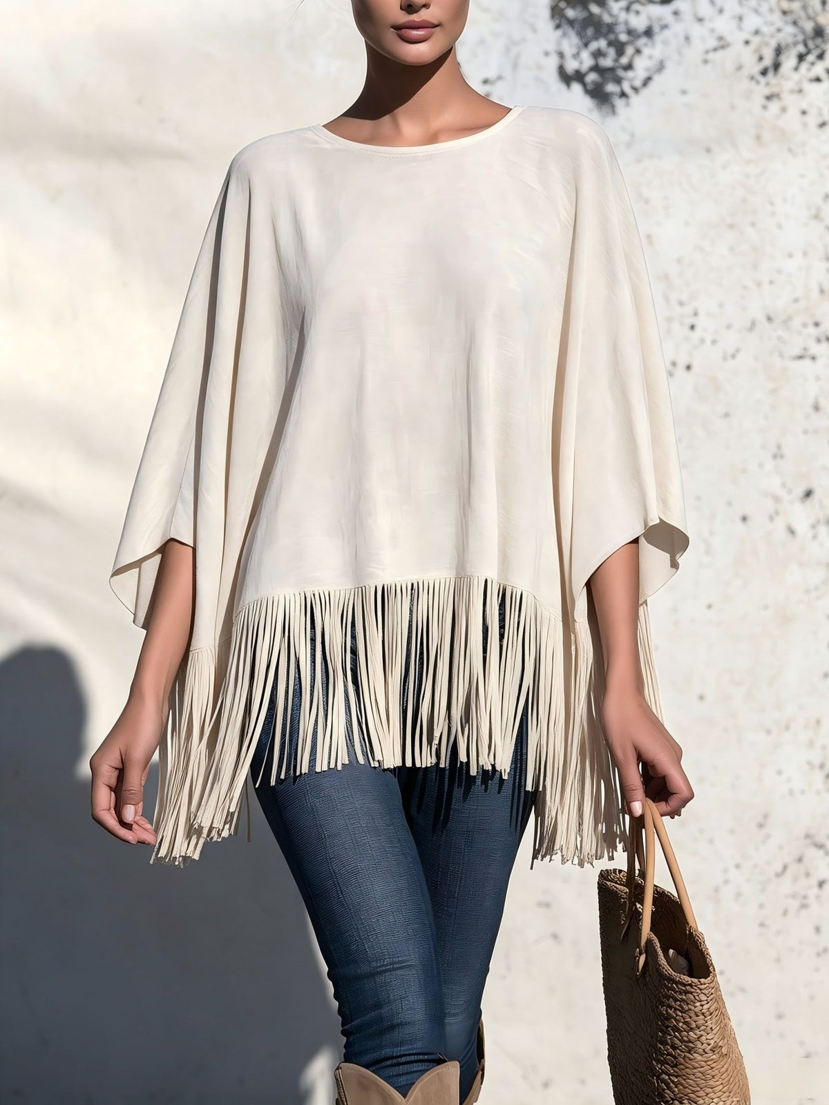Loose-fit women’s blouse with fringes - Fluid and original