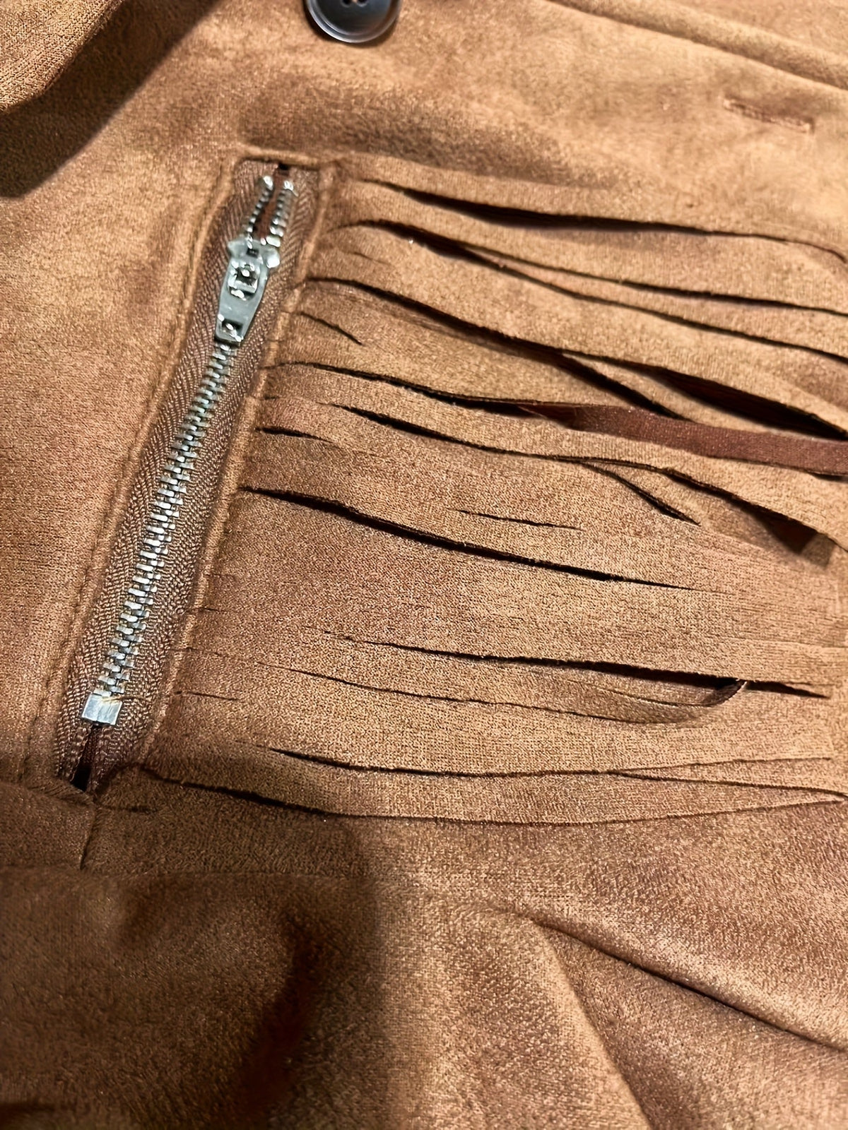 Women's Western jacket with fringe - Trendy and bold