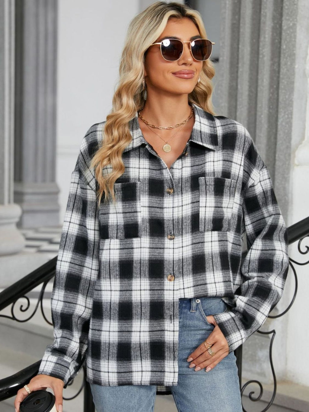 Camicia da donna a maniche lunghe a quadri – Stile casual e comodo per tutti i giorni