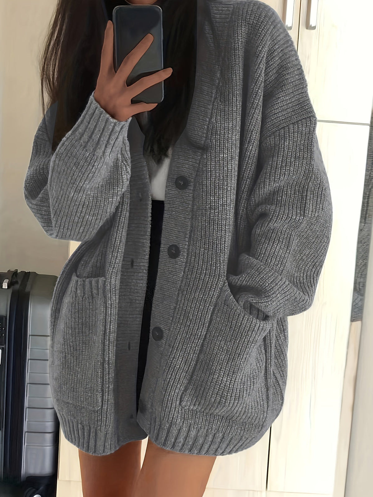 Cardigan relax donna con bottoni e tasche - Morbido e versatile