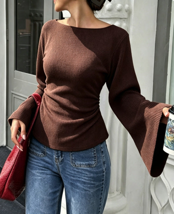Top donna a costine con maniche svasate - Aderente ed elegante