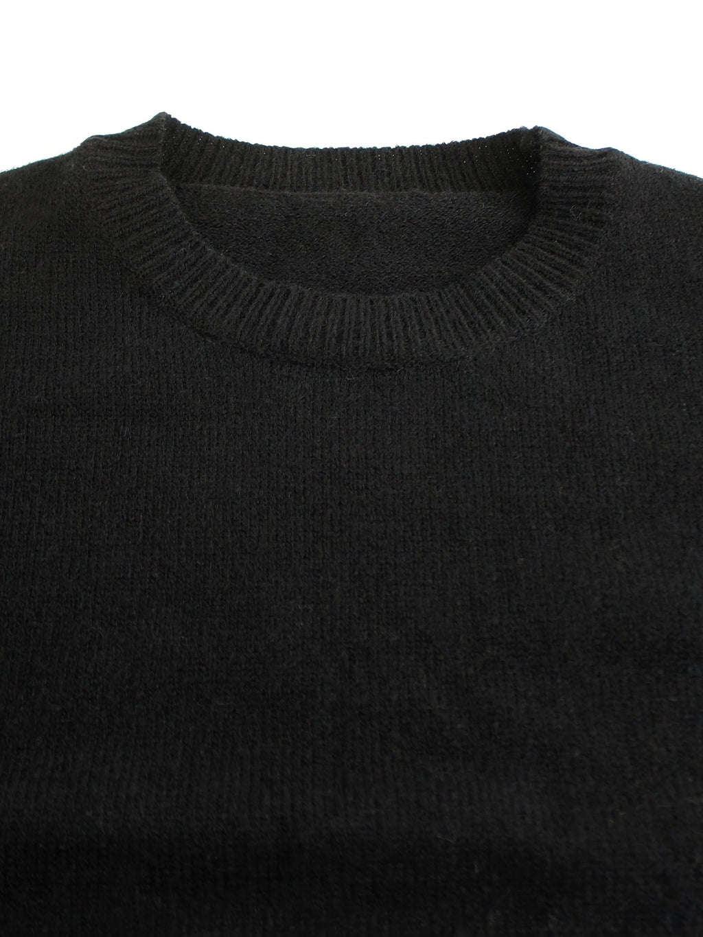Women's ribbed sweater with striped cuffs - Modern and comfortable