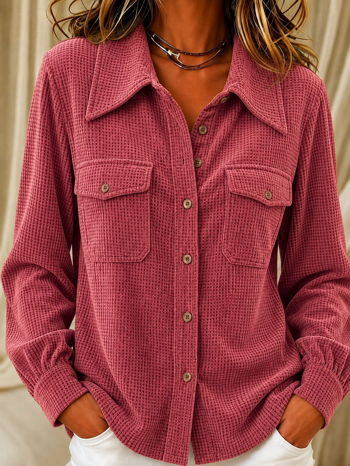 Damebluse i polyester - Let og farverig