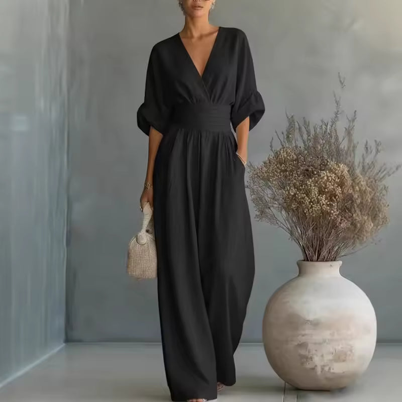 Tuta donna con scollo a V e gamba ampia - Elegante e fluida