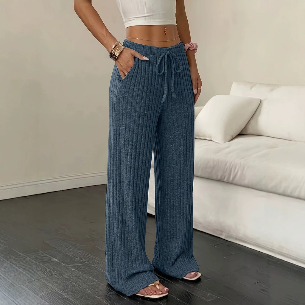 Pantalon femme en maille côtelée à jambes larges – Confortable et moderne
