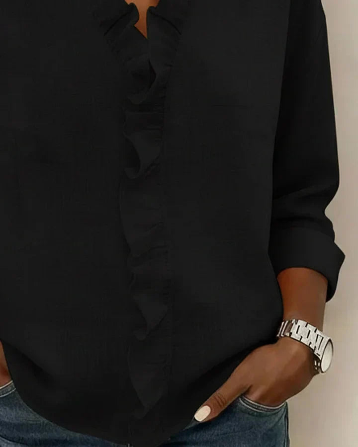 Lightweight women's blouse with a V-neck - Flowing and elegant