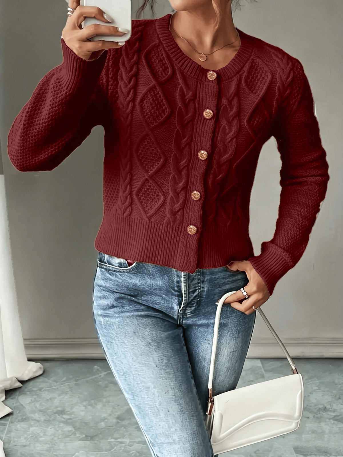Cardigan donna a trecce con bottoni - Elegante e morbido