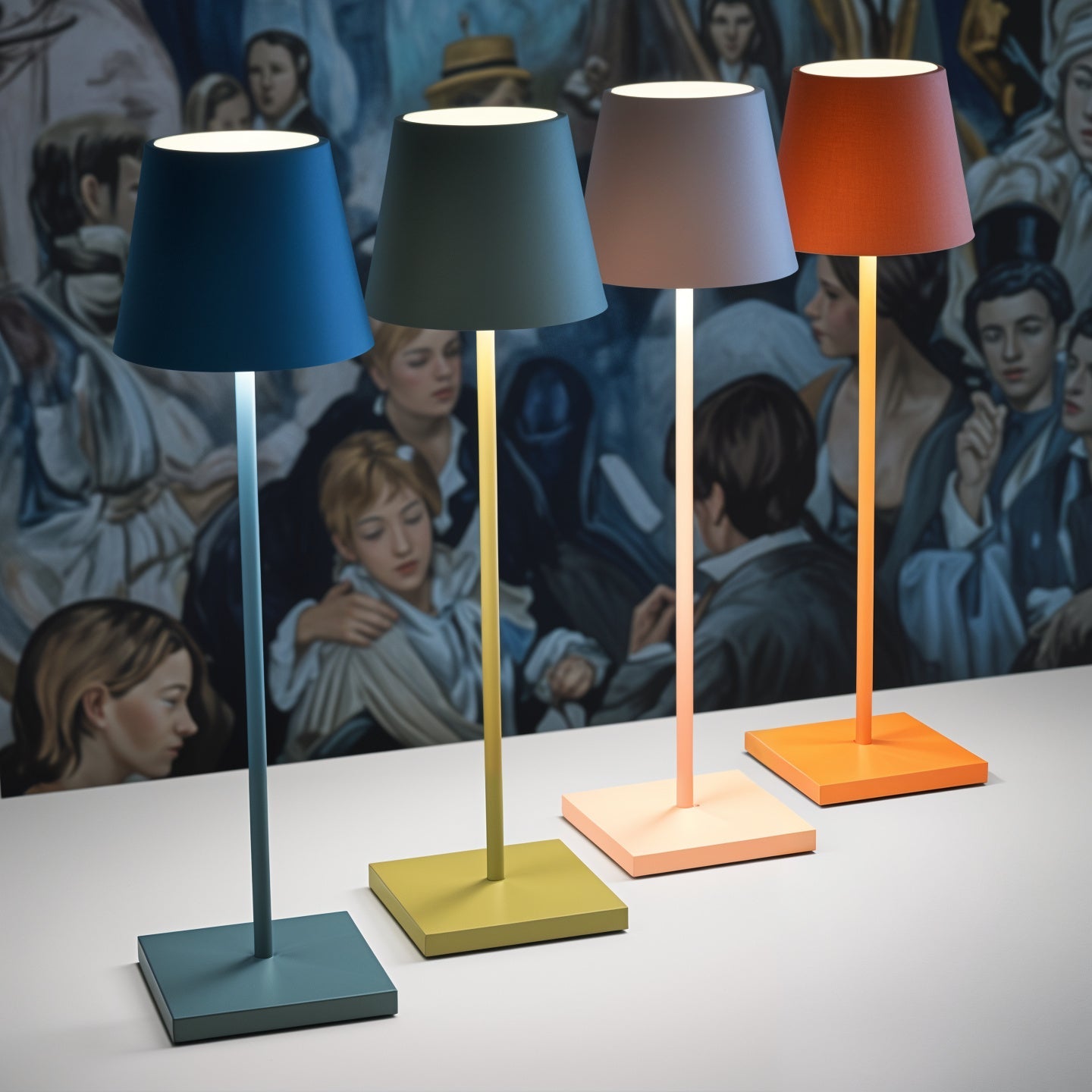 Modern and contemporary cordless table lamp - Rechargeable LED lamp for office, bedroom, living room, or restaurant, with sleek minimalist design