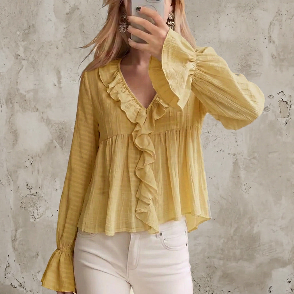 Women's ruffled blouse with flared sleeves - Sweet and feminine