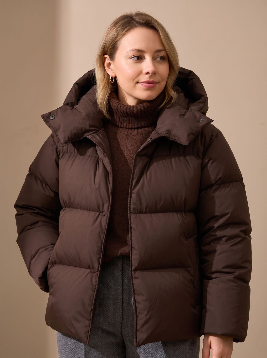 Piumino oversize donna con cappuccio - Caldo e moderno