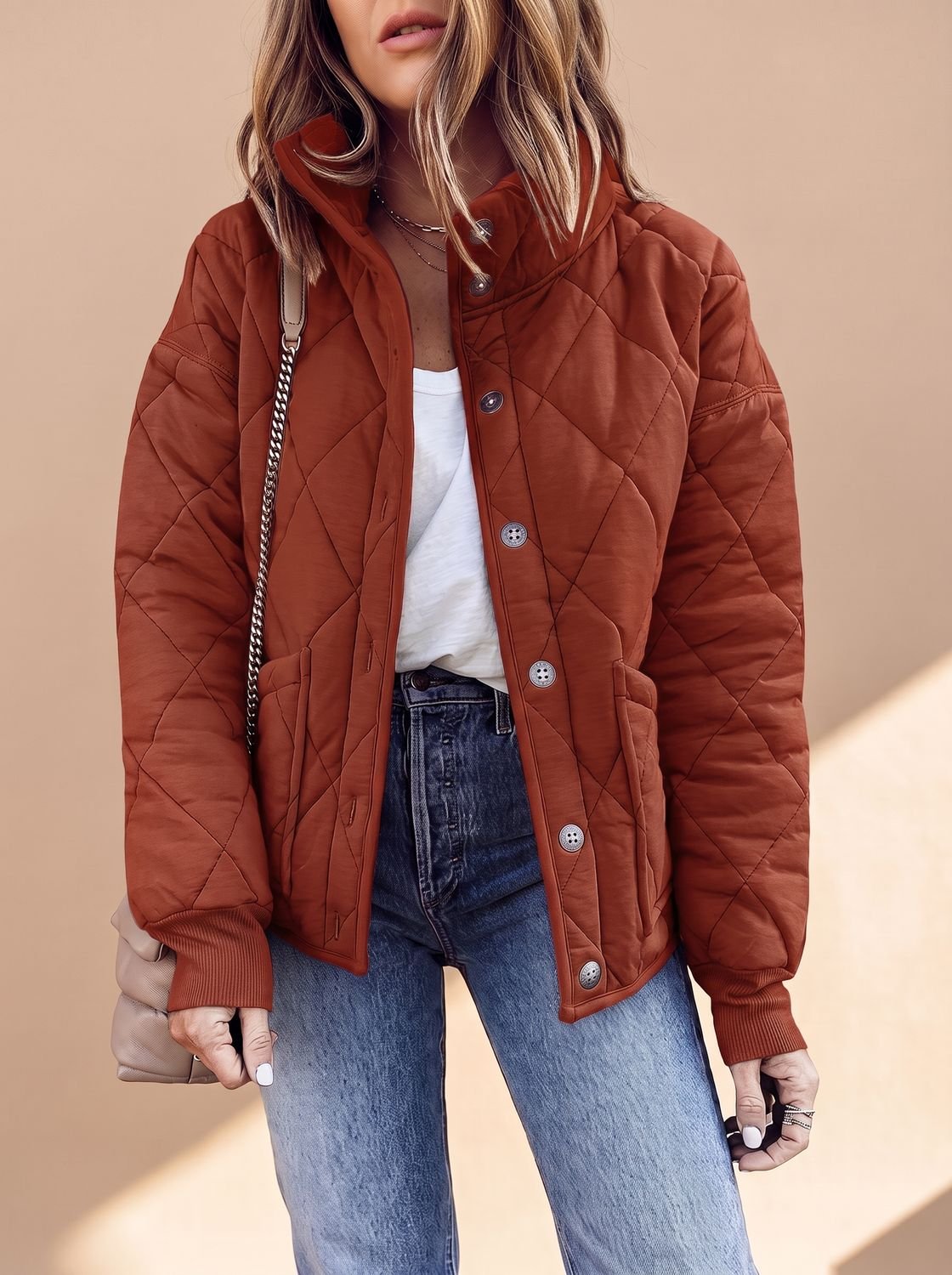 Giacca imbottita donna con bottoni - Calda e versatile