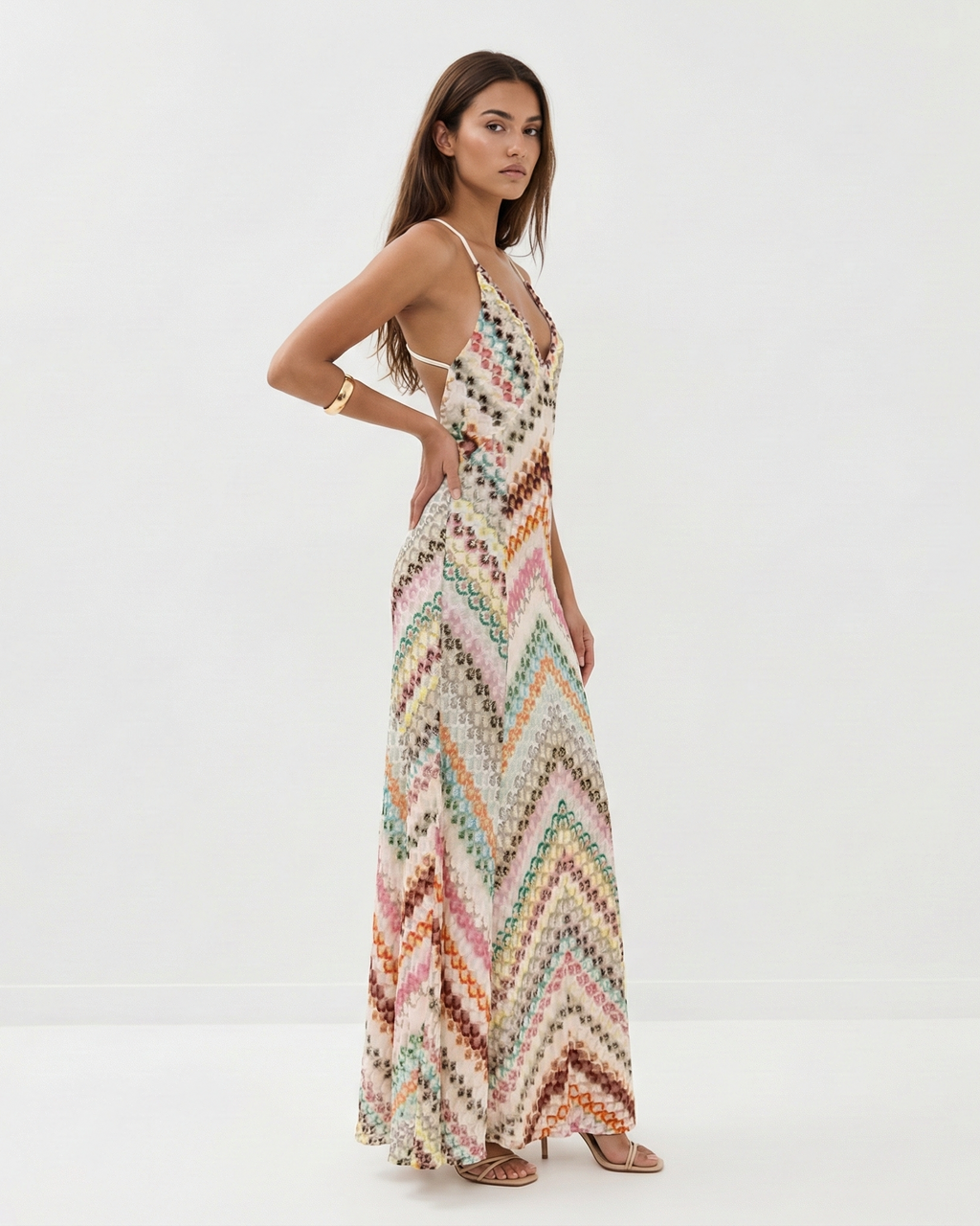 Abito maxi in crochet da donna con schiena scoperta - Leggero ed estivo