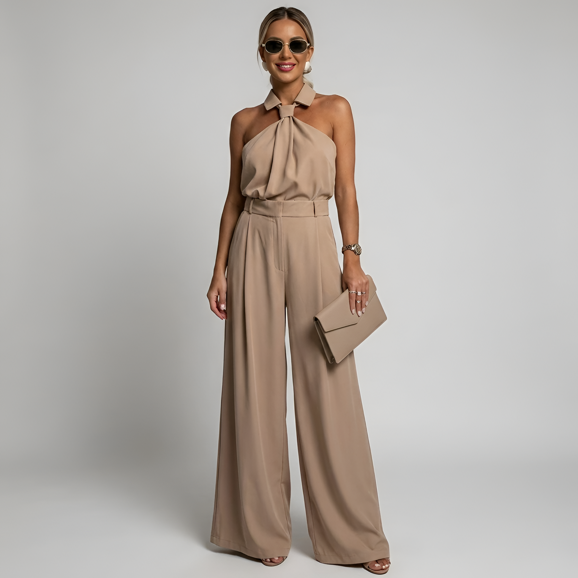 Tuta donna con collo all'americana e gamba ampia - Elegante e fluida