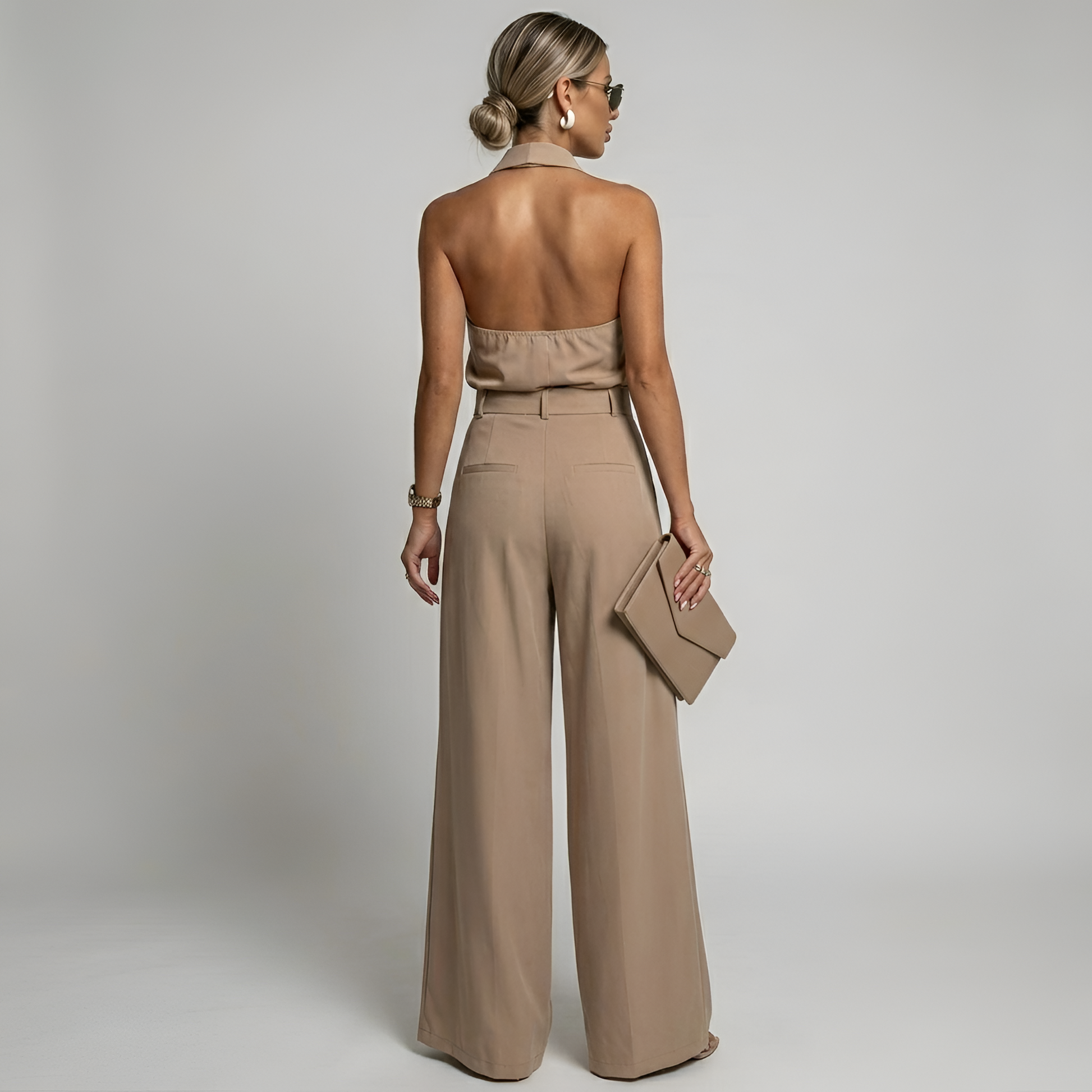 Tuta donna con collo all'americana e gamba ampia - Elegante e fluida