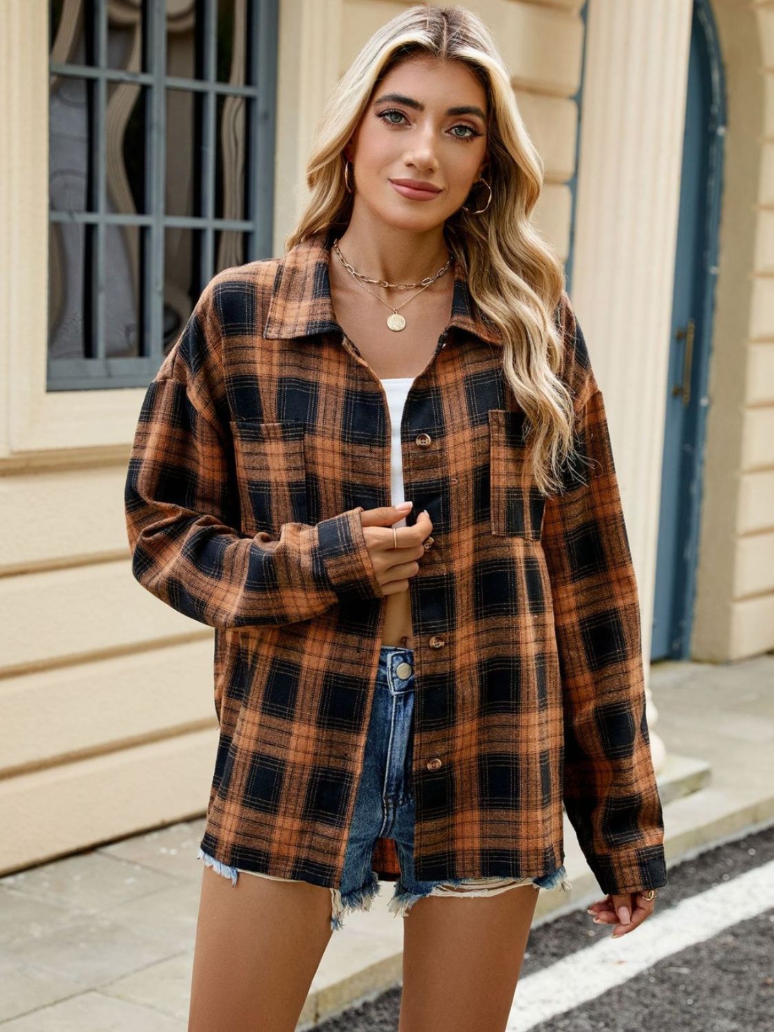 Camicia da donna a maniche lunghe a quadri – Stile casual e comodo per tutti i giorni