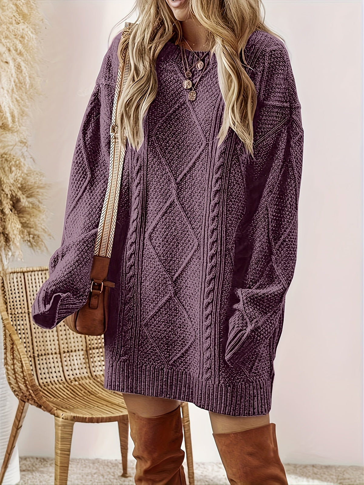 Women's cable-knit sweater dress - Warm and elegant