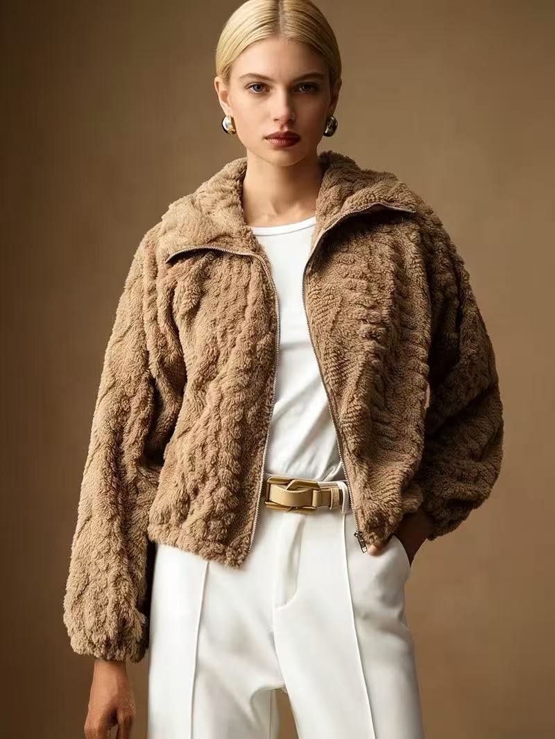 Giacca donna in peluche con zip - Morbida e calda