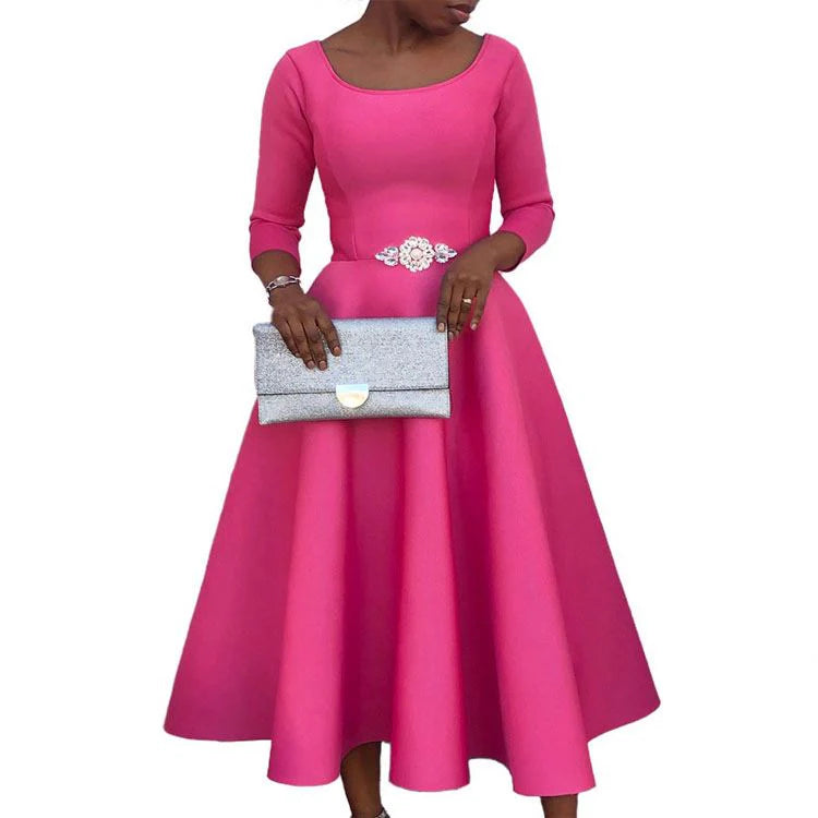 Abito estivo da donna – Elegante, leggero, femminile, perfetto per occasioni speciali.