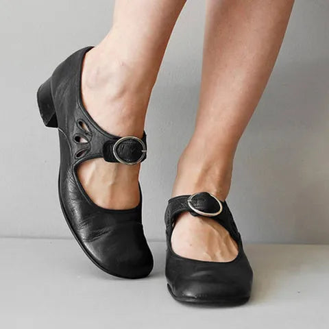 Sandali con tacco da donna con fibbia - Chic e moderni