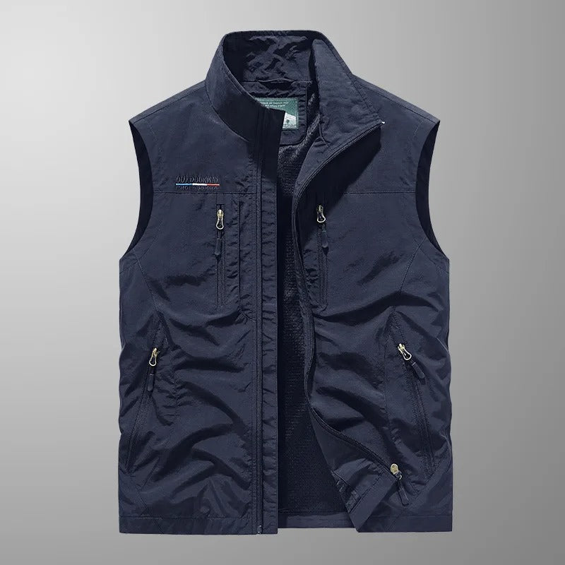 Gilet uomo con zip e collo alto - Pratico e versatile