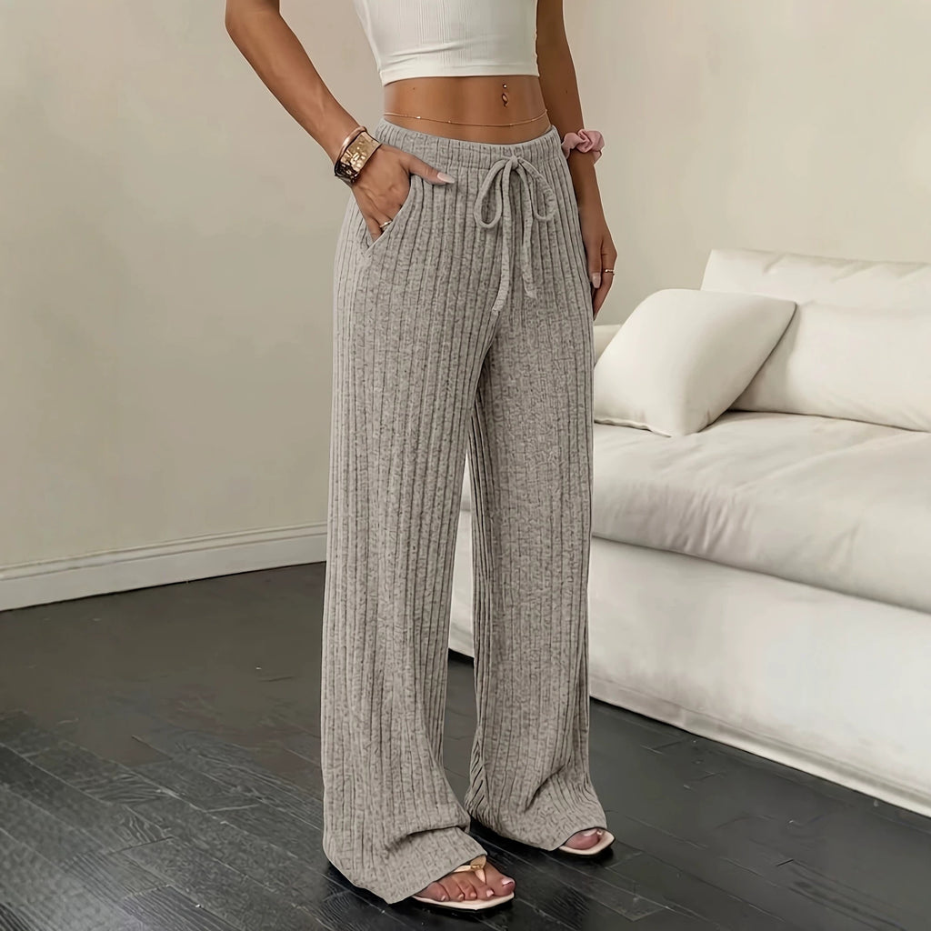 Pantalon femme en maille côtelée à jambes larges – Confortable et moderne