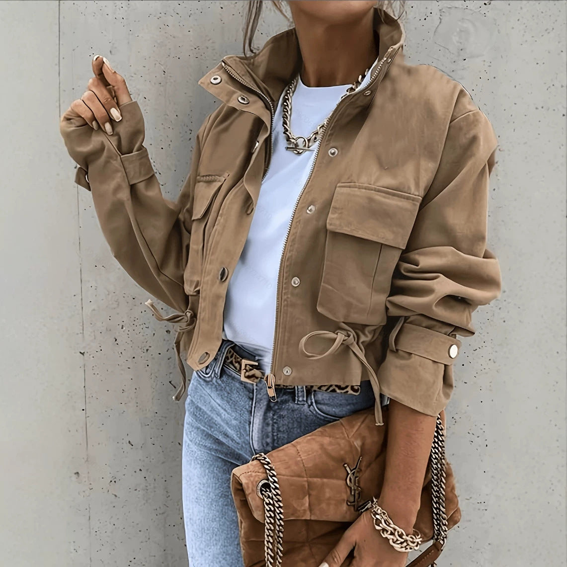 Giacca donna stile biker con collo alto - Moderna e urbana