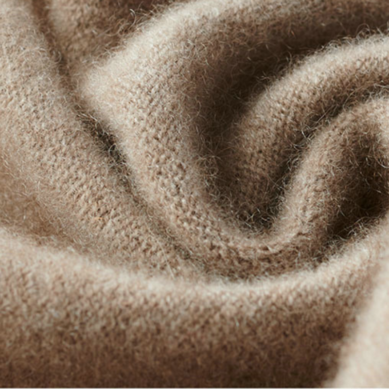 Elegante scialle da donna in maglia – Caldo, morbido e alla moda.