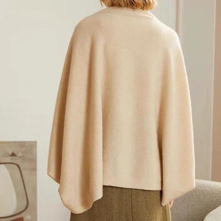 Elegante scialle da donna in maglia – Caldo, morbido e alla moda.