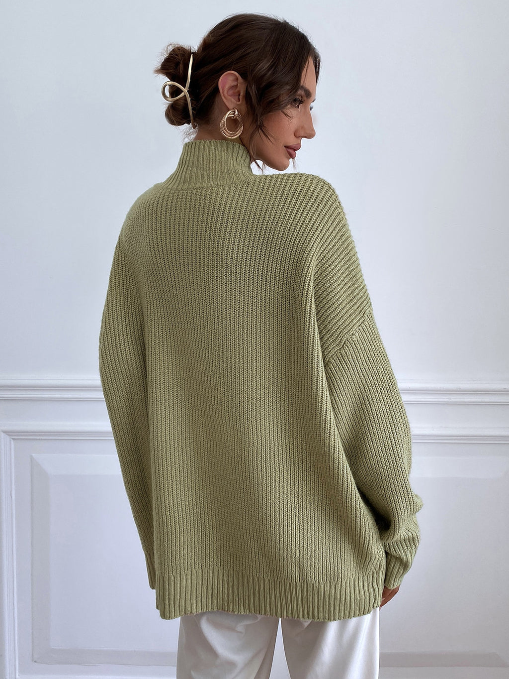 Maglione dolcevita donna dal taglio ampio - Minimal e caldo