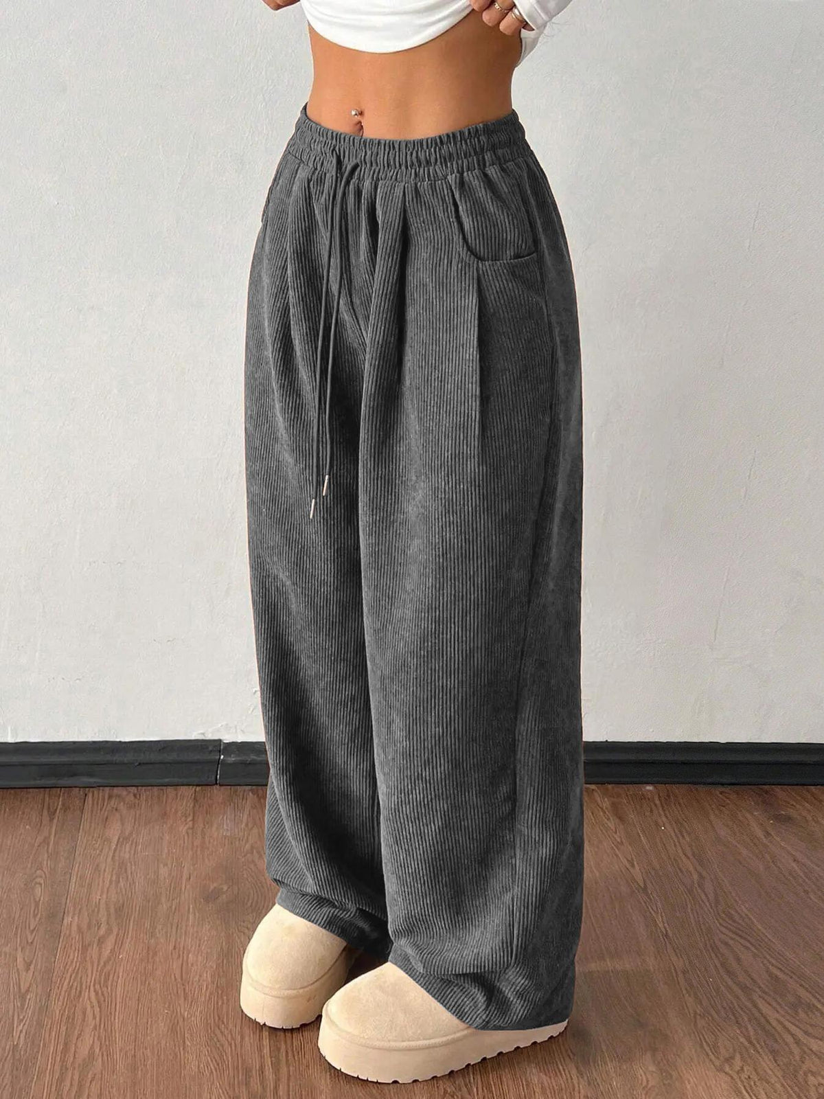 Pantalon femme en velours côtelé - Doux et tendance