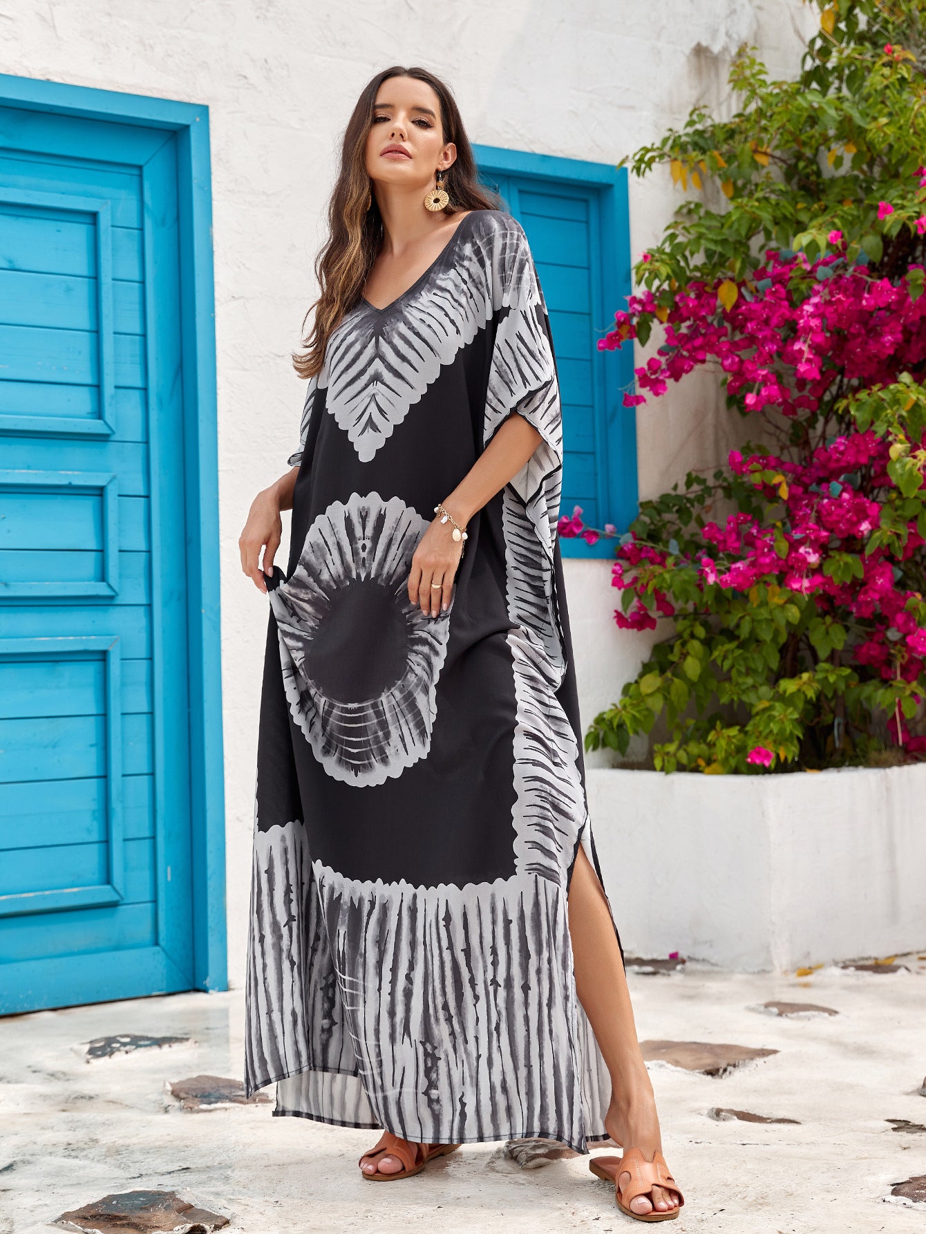 Abito lungo stampato donna con scollo a V - Leggero ed estivo