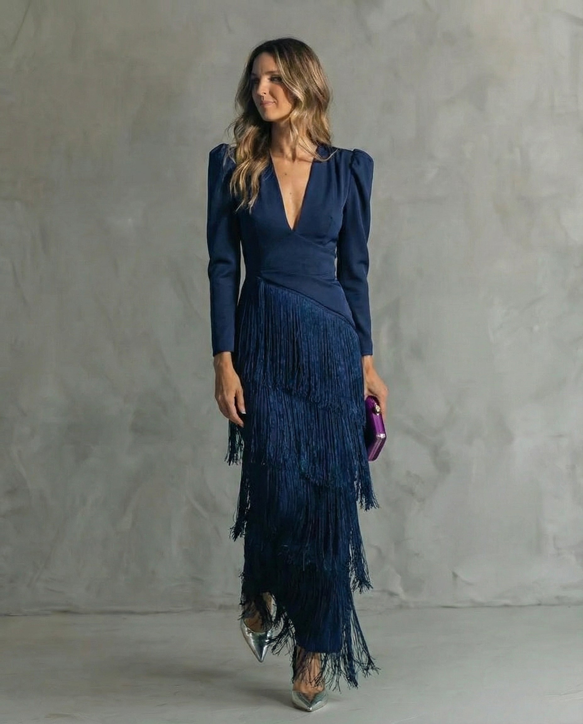 Abito elegante da donna con maniche sfrangiate - Chic e raffinato