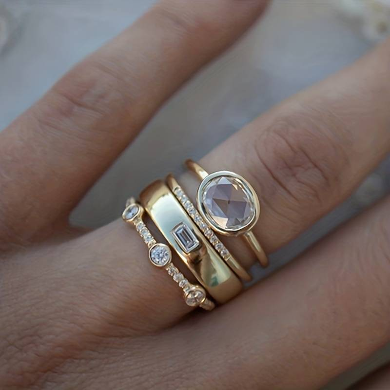 Set di Anelli Dorati Zircone Donna Lusso – Stile Vintage Elegante e Luminoso.
