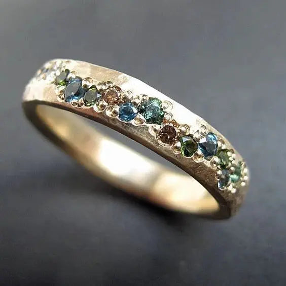 Anello Donna Vintage Oro – Stile Elegante Raffinato e Luminoso.