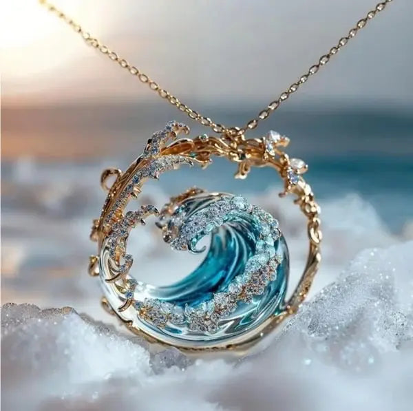 Women’s Ocean Oath Necklace – Elegant and Refined Nautical Style.