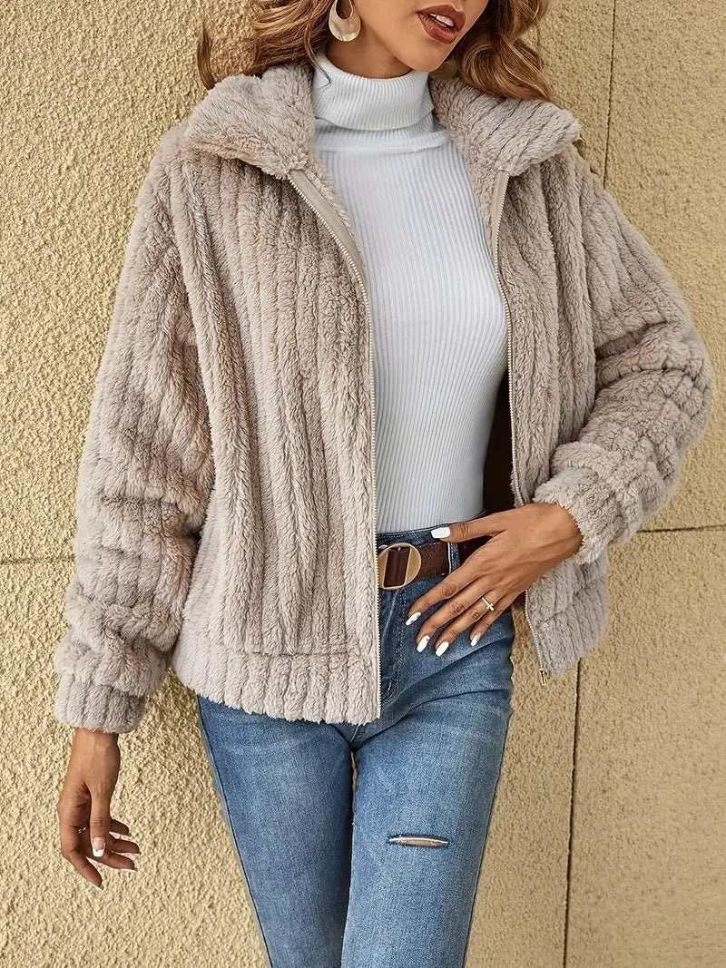 Giacca elegante e comoda da donna – Cappotto Teddy con cappuccio