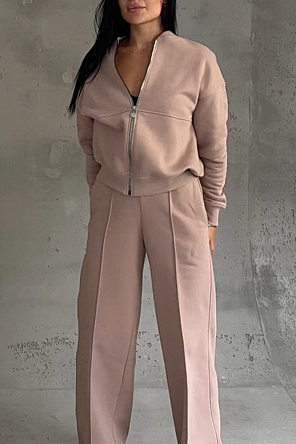 Completo casual alla moda da donna in due pezzi - felpa oversize con zip e pantaloni da jogging