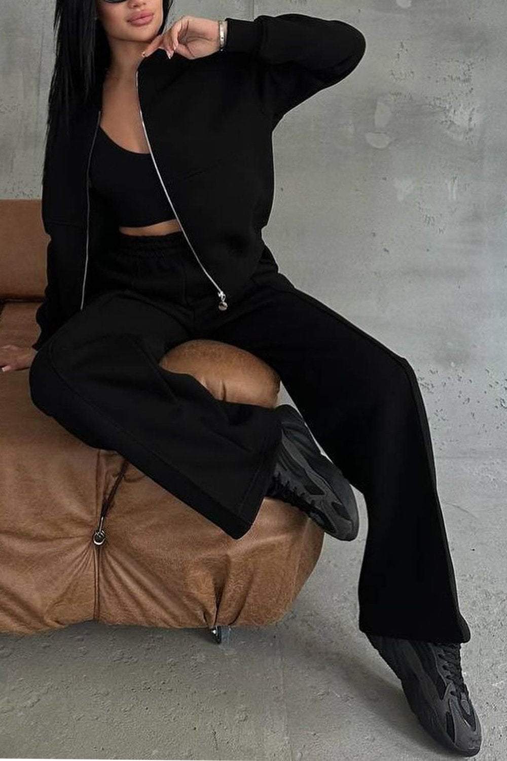 Completo casual alla moda da donna in due pezzi - felpa oversize con zip e pantaloni da jogging