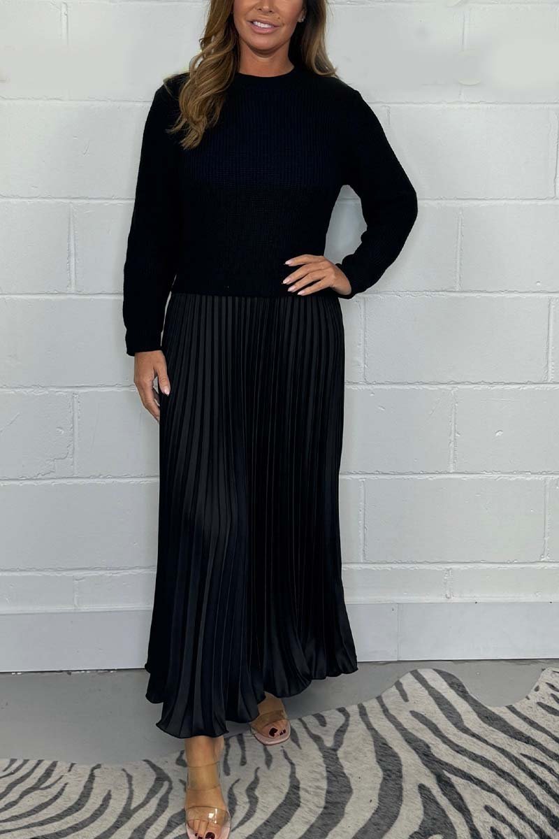 Completo donna invernale – Maglione in maglia e gonna plissé in raso eleganti