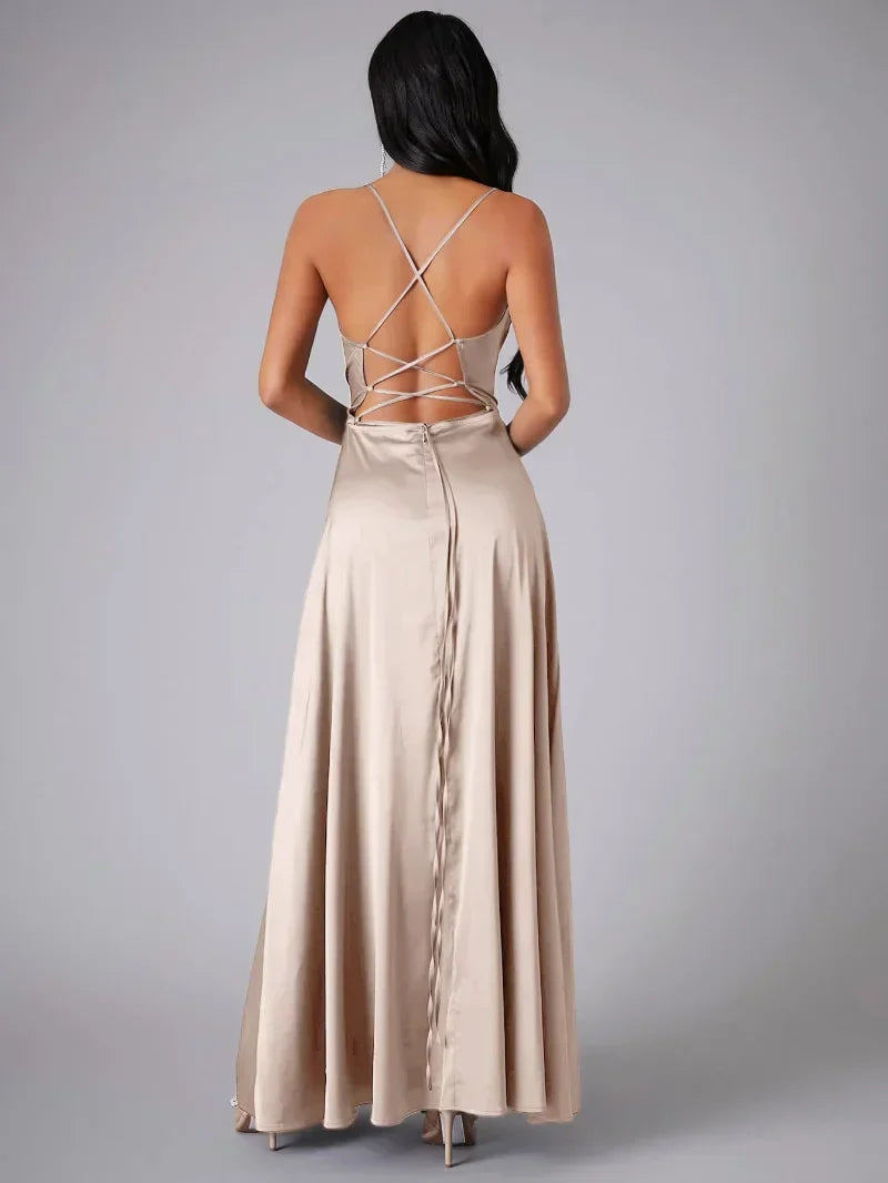 Abito da sera in satin da donna con schiena scoperta e spacco - Elegante e glamour